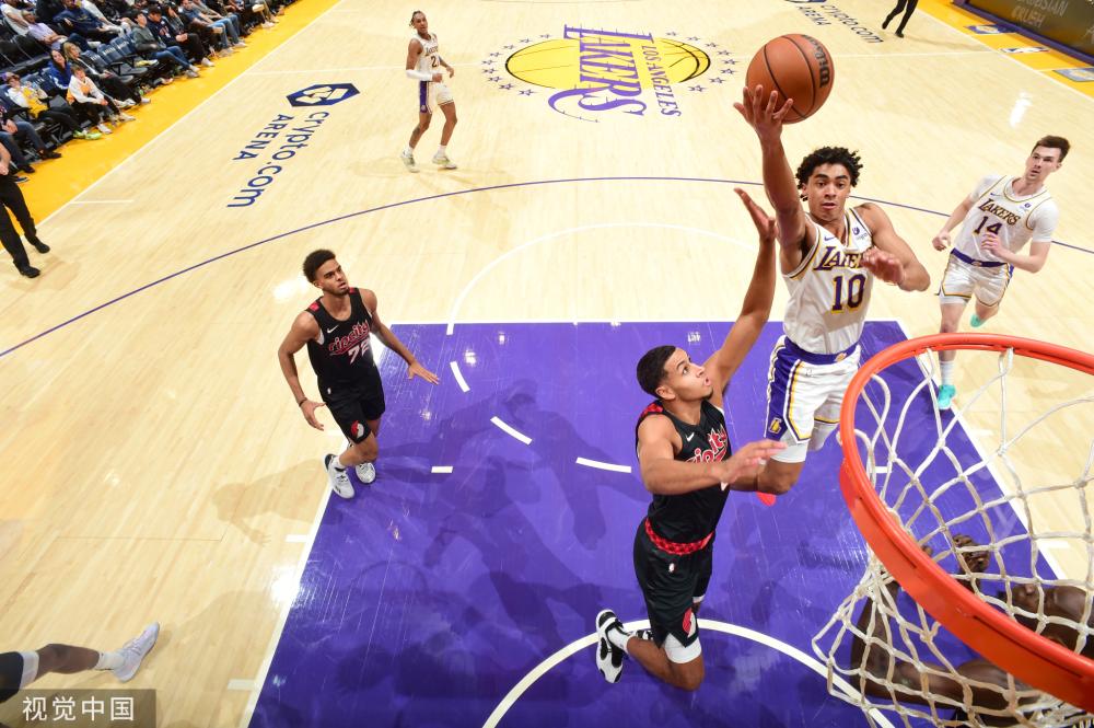 公众人物的 公众人物的